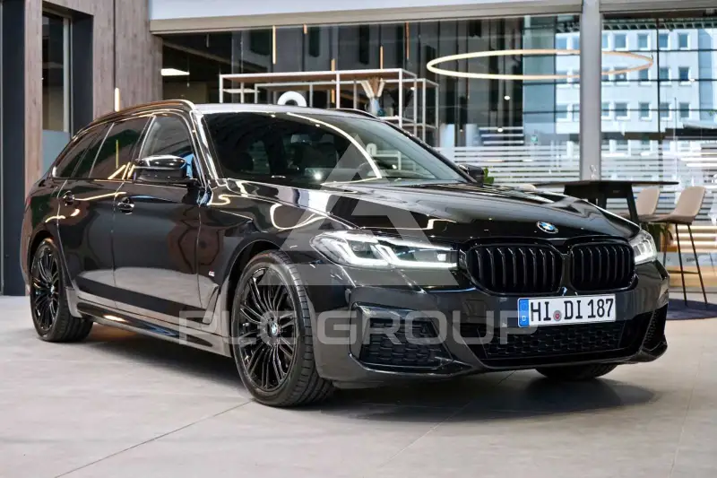 2021 BMW 530