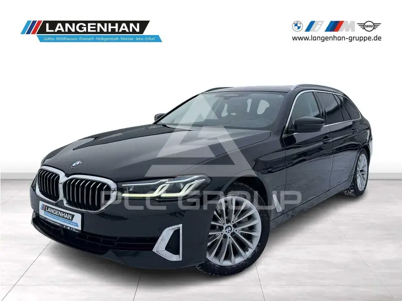 2021 BMW 530