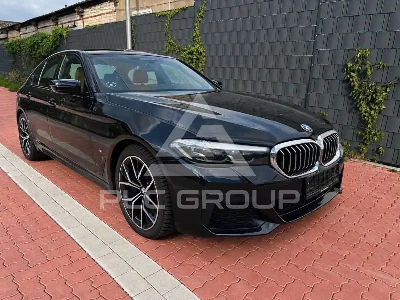 2021 BMW 530