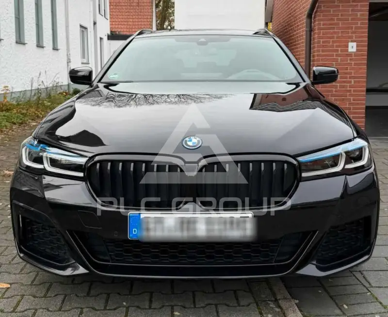 2021 BMW 530