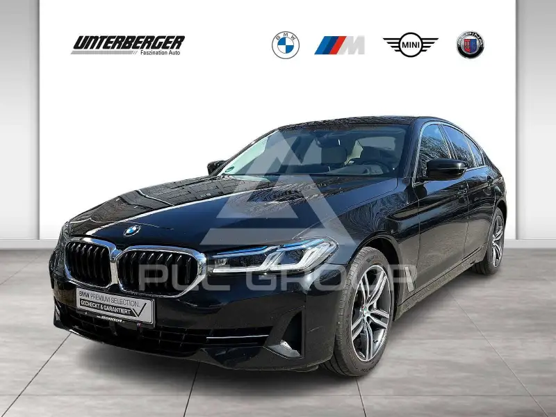 2021 BMW 530