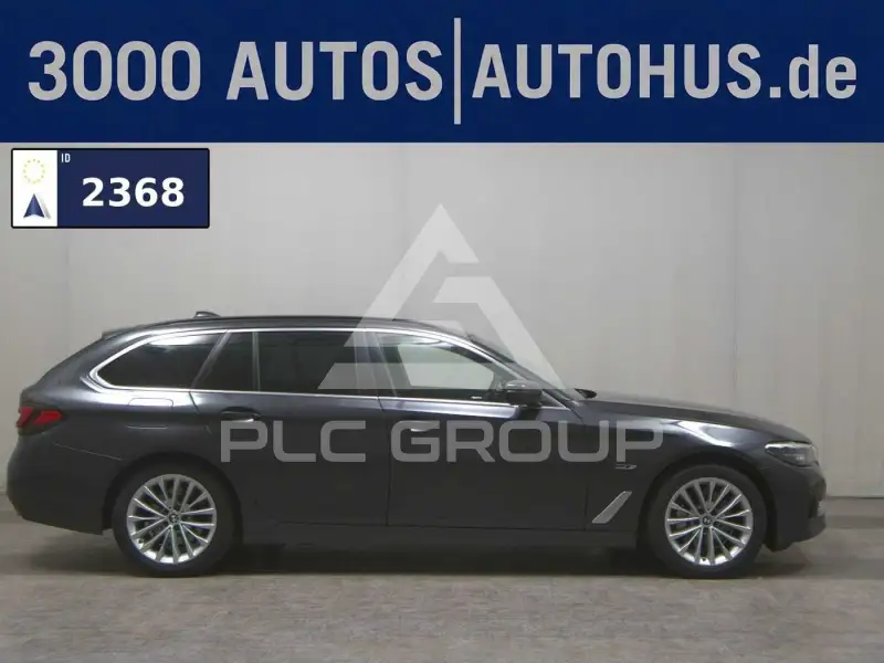 2021 BMW 530