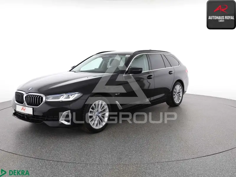 2021 BMW 530