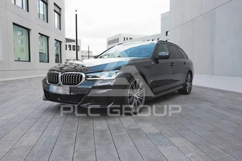 2021 BMW 530