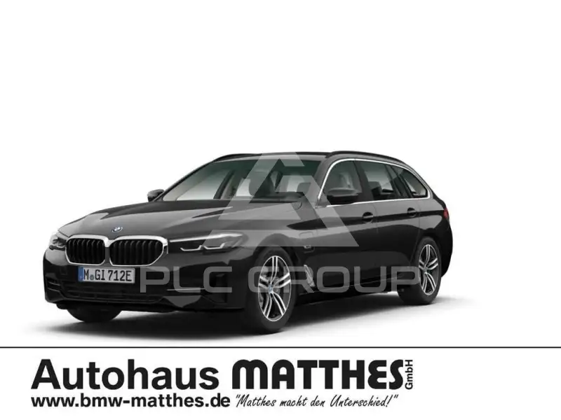 2021 BMW 530