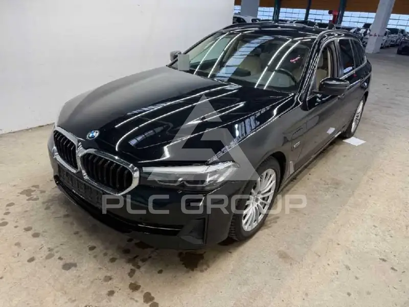 2021 BMW 530