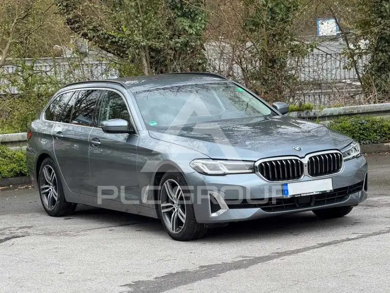 2021 BMW 530