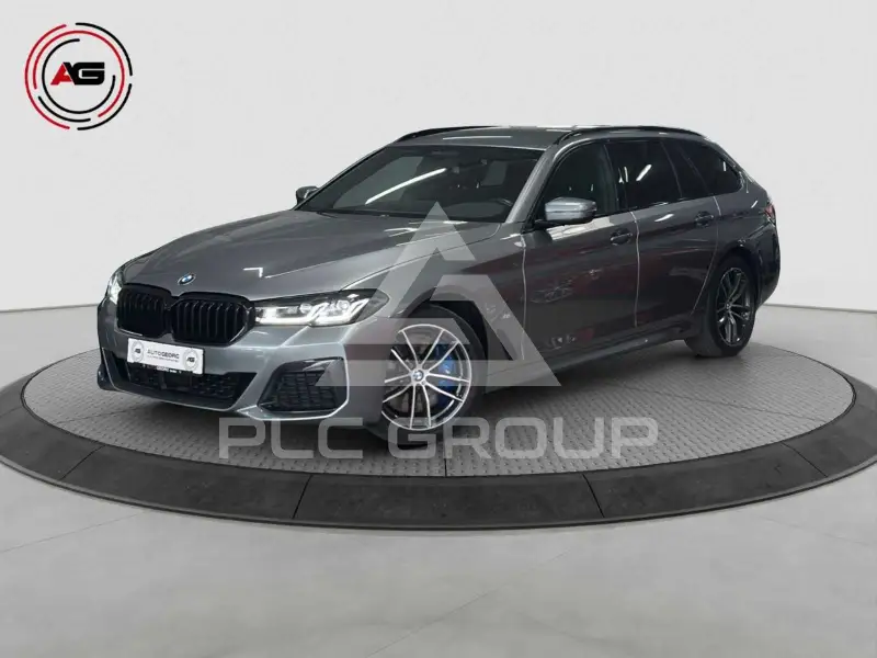 2021 BMW 530