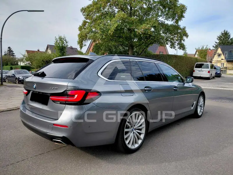 2021 BMW 530