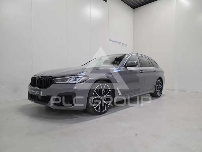 2021 BMW 530