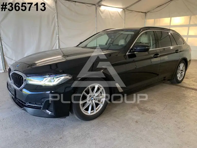 2021 BMW 530