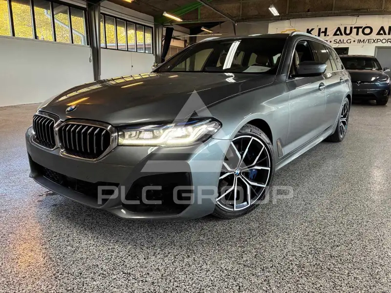 2021 BMW 530
