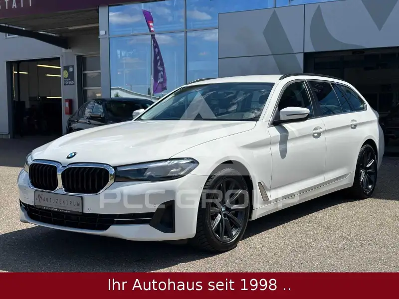 2021 BMW 530
