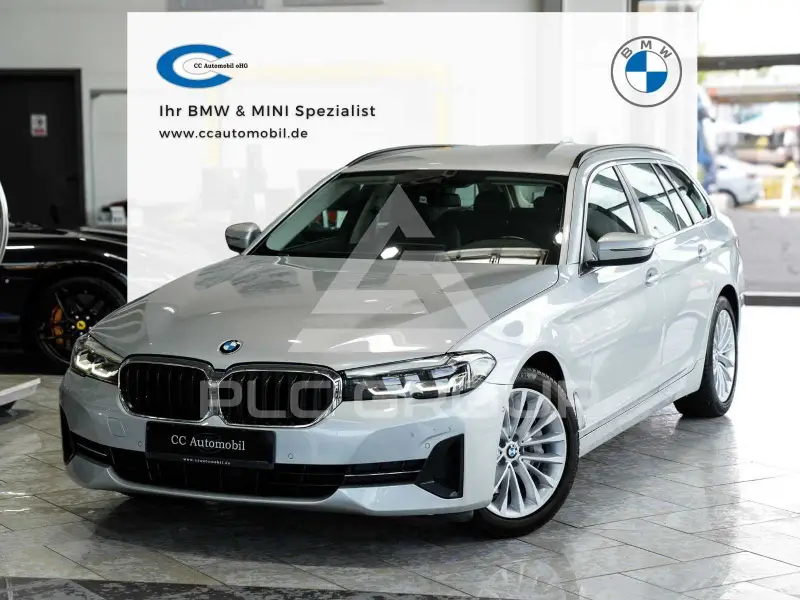 2021 BMW 530