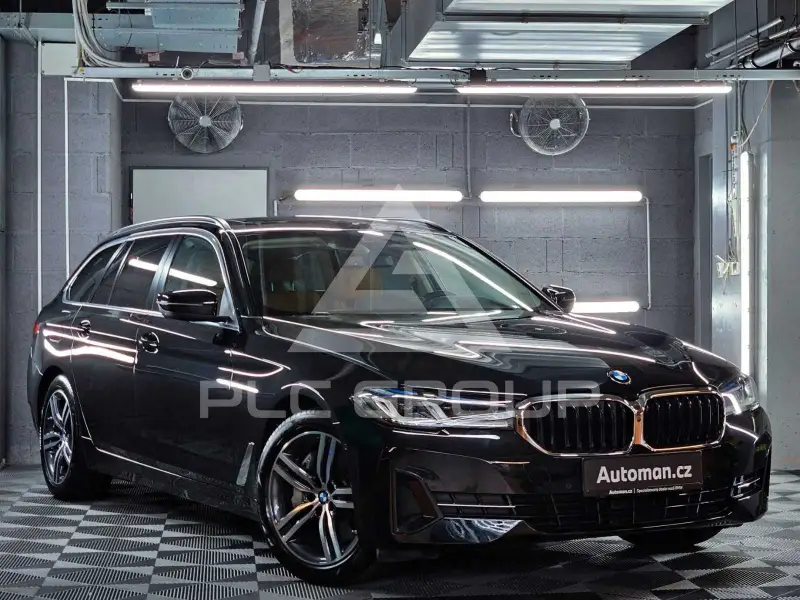 2021 BMW 530