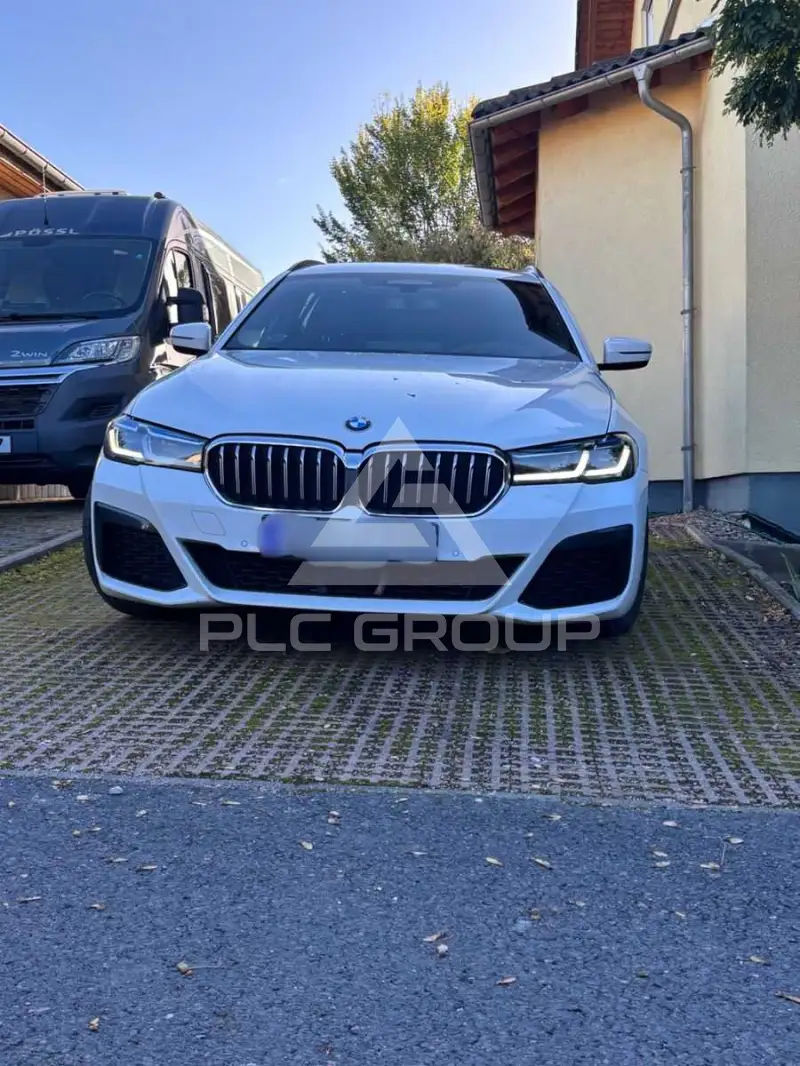 2021 BMW 530