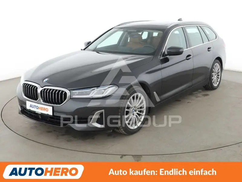2021 BMW 530