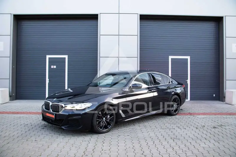 2021 BMW 530