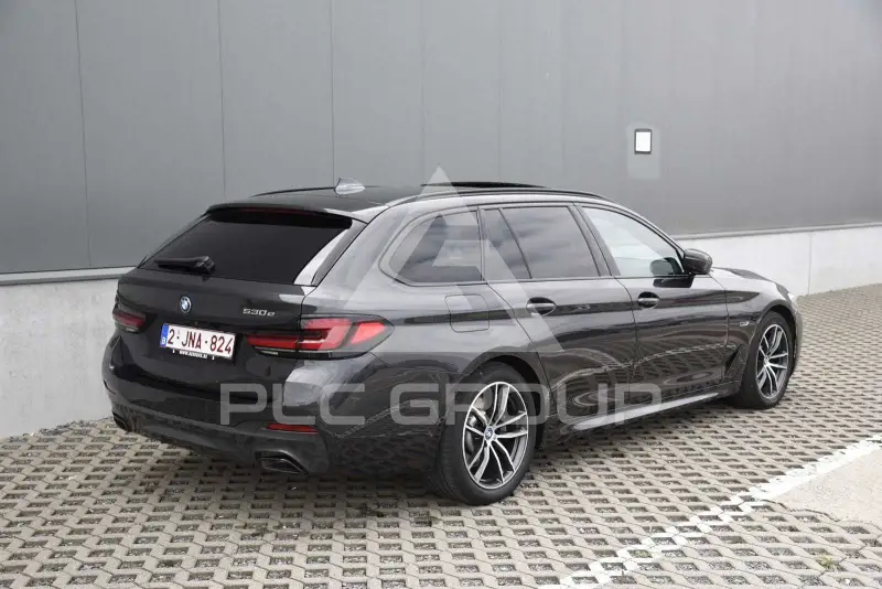 2021 BMW 530