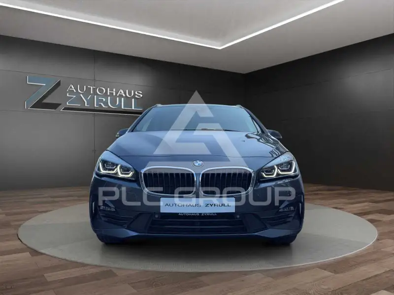 2021 BMW 218