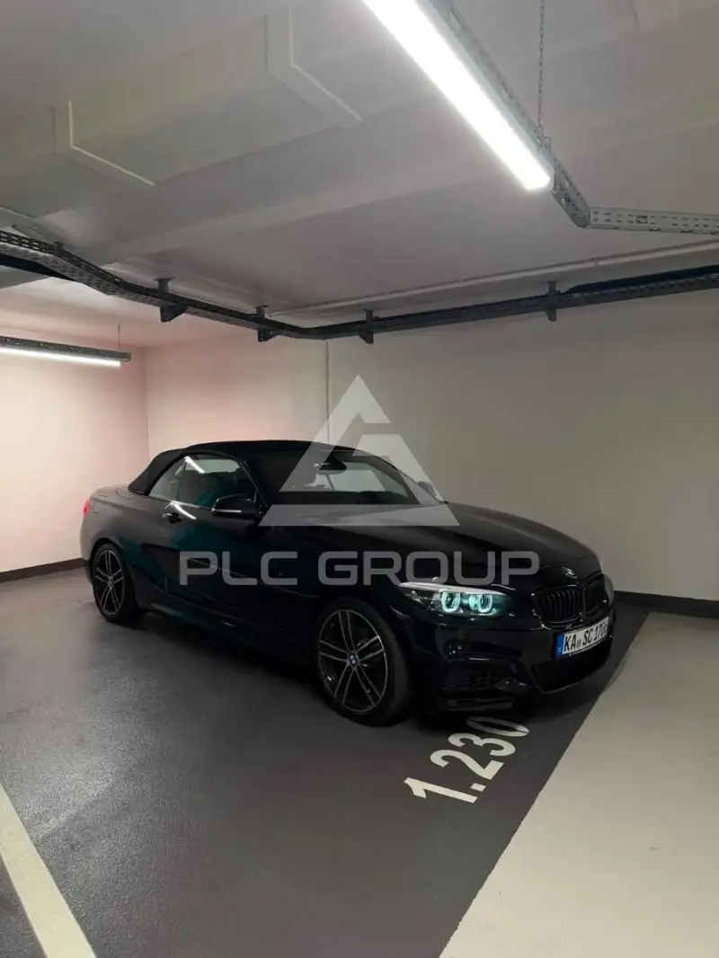 2021 BMW 218