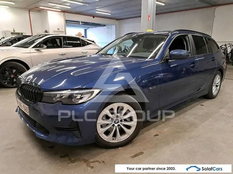 2021 BMW 320