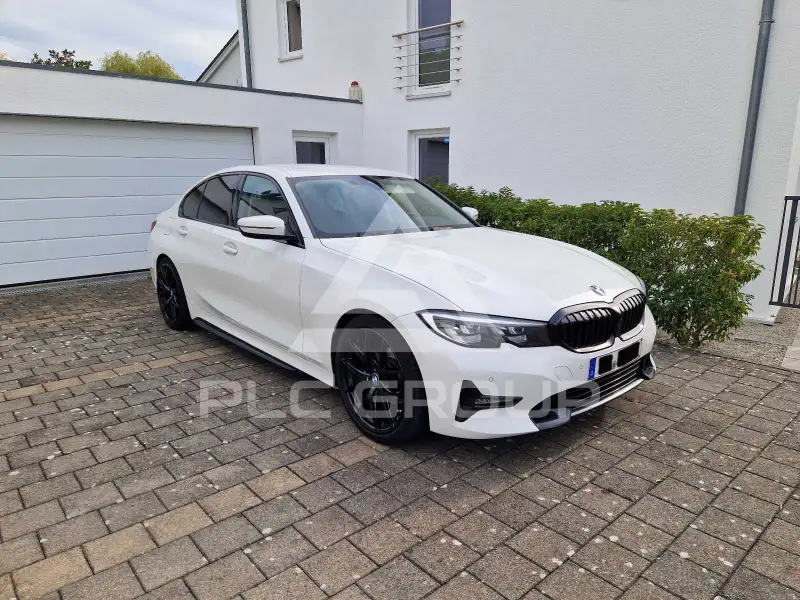 2021 BMW 320