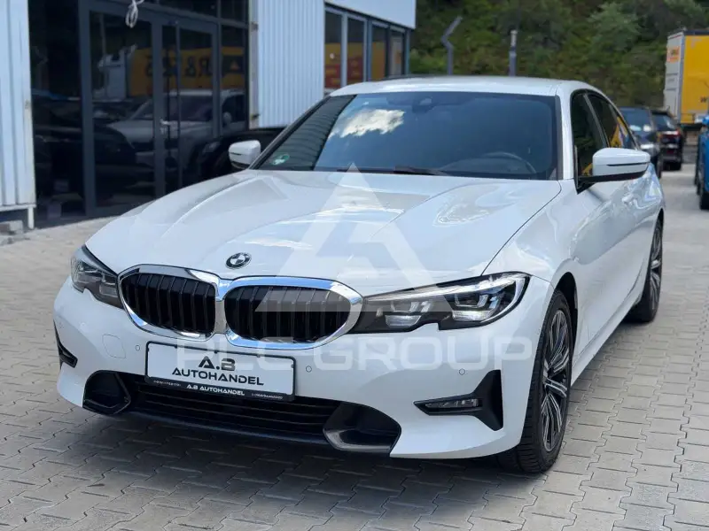 2021 BMW 320