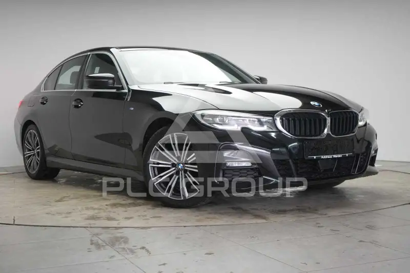 2021 BMW 320