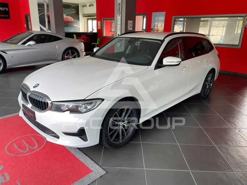 2021 BMW 320