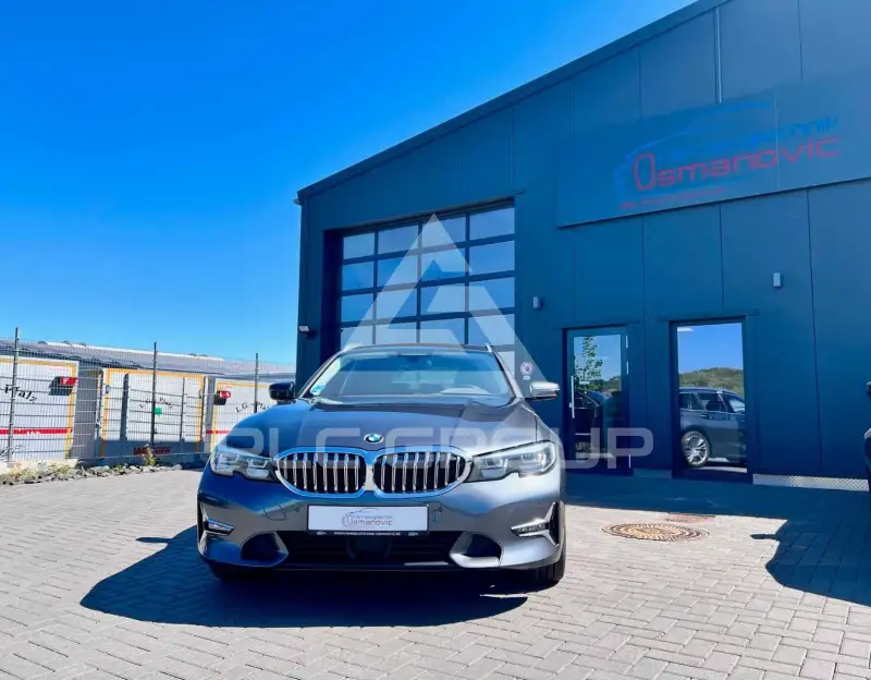 2021 BMW 320