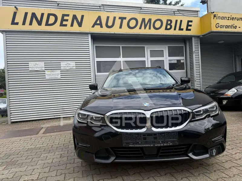 2021 BMW 320