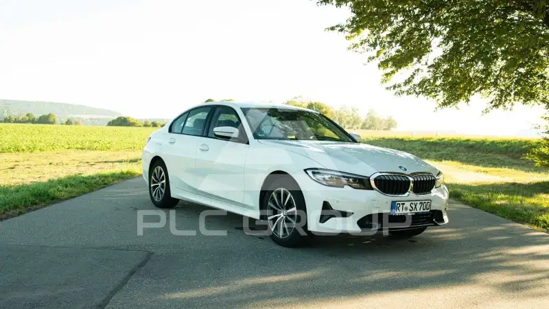 2021 BMW 320