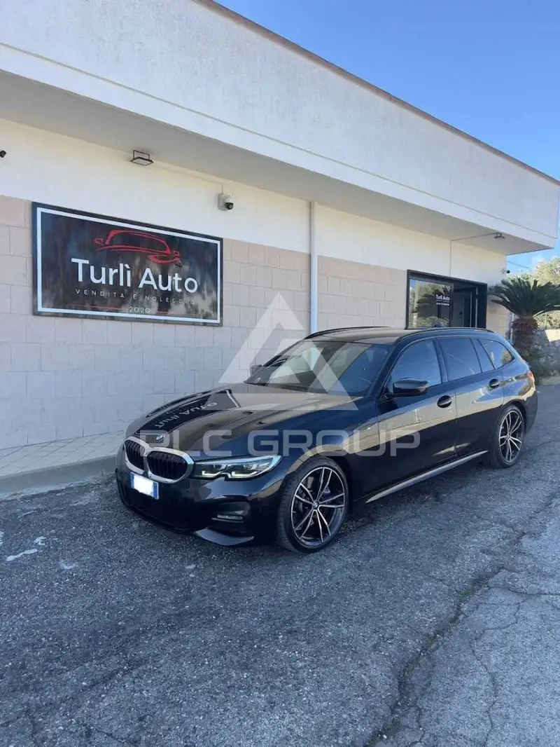 2021 BMW 320