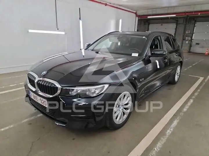 2021 BMW 320