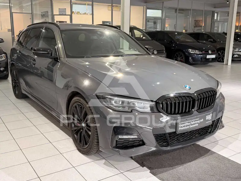 2021 BMW 320