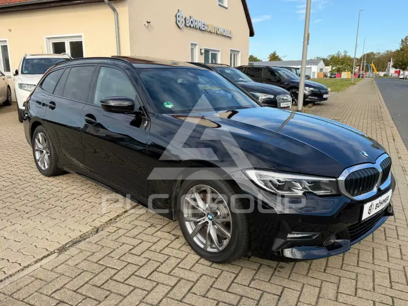 2021 BMW 320