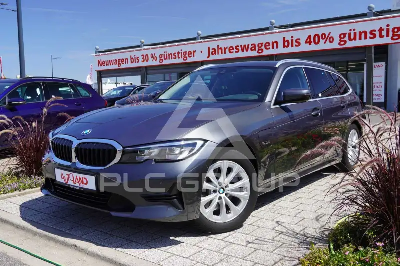 2021 BMW 320