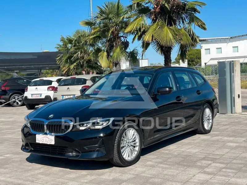 2021 BMW 320