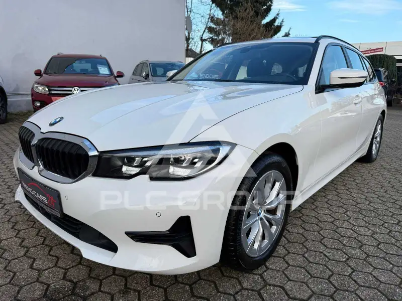 2021 BMW 320