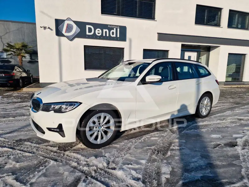 2021 BMW 320
