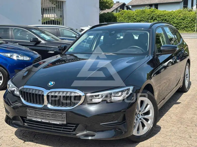 2021 BMW 320