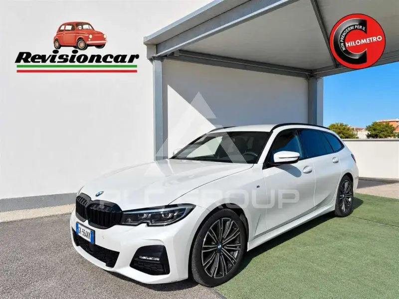 2021 BMW 320
