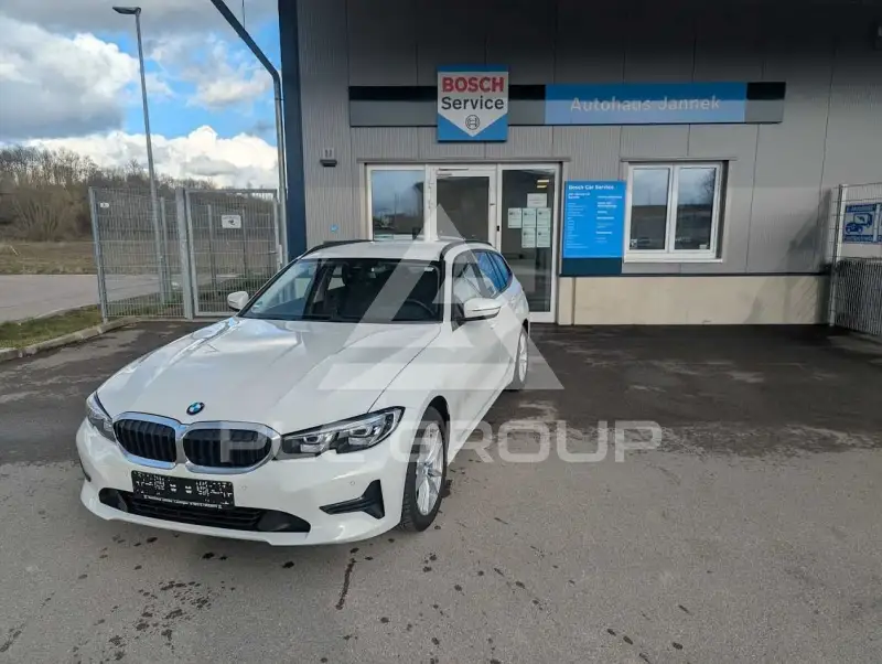 2021 BMW 320