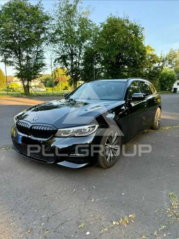2021 BMW 320
