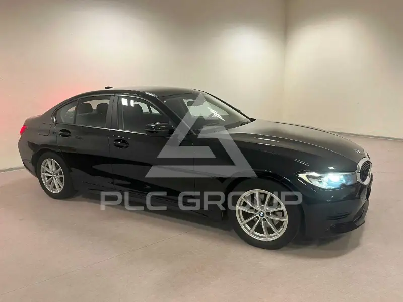 2021 BMW 320