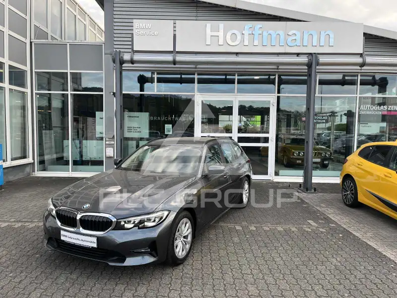 2021 BMW 320