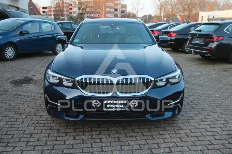 2021 BMW 320