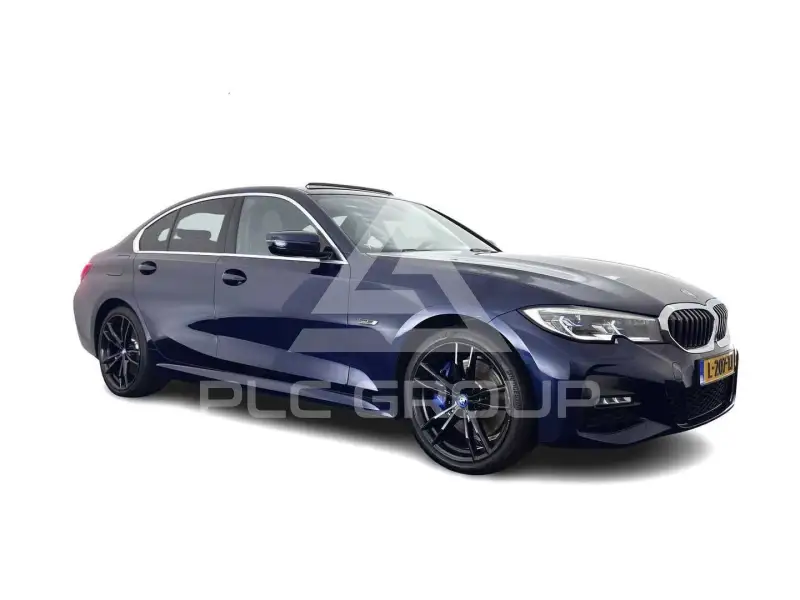 2021 BMW 320