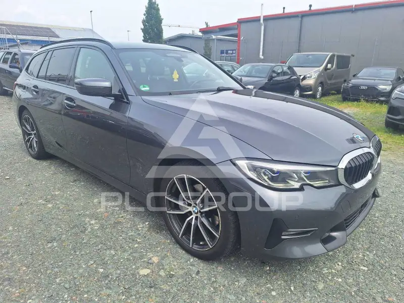 2021 BMW 320